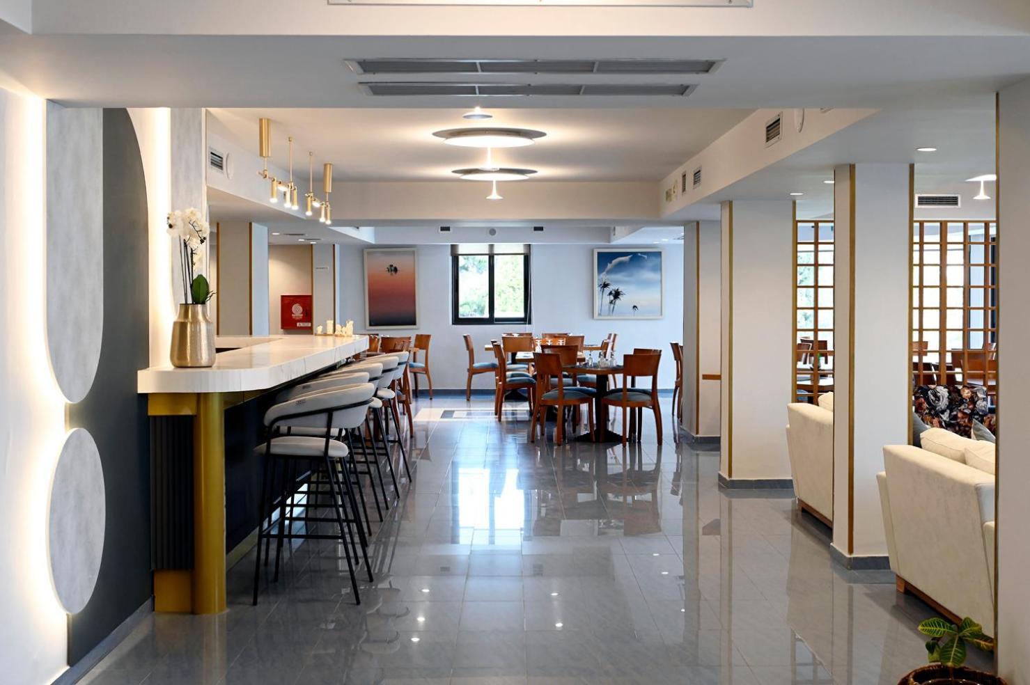 Apollon Hotel Tolón Buitenkant foto