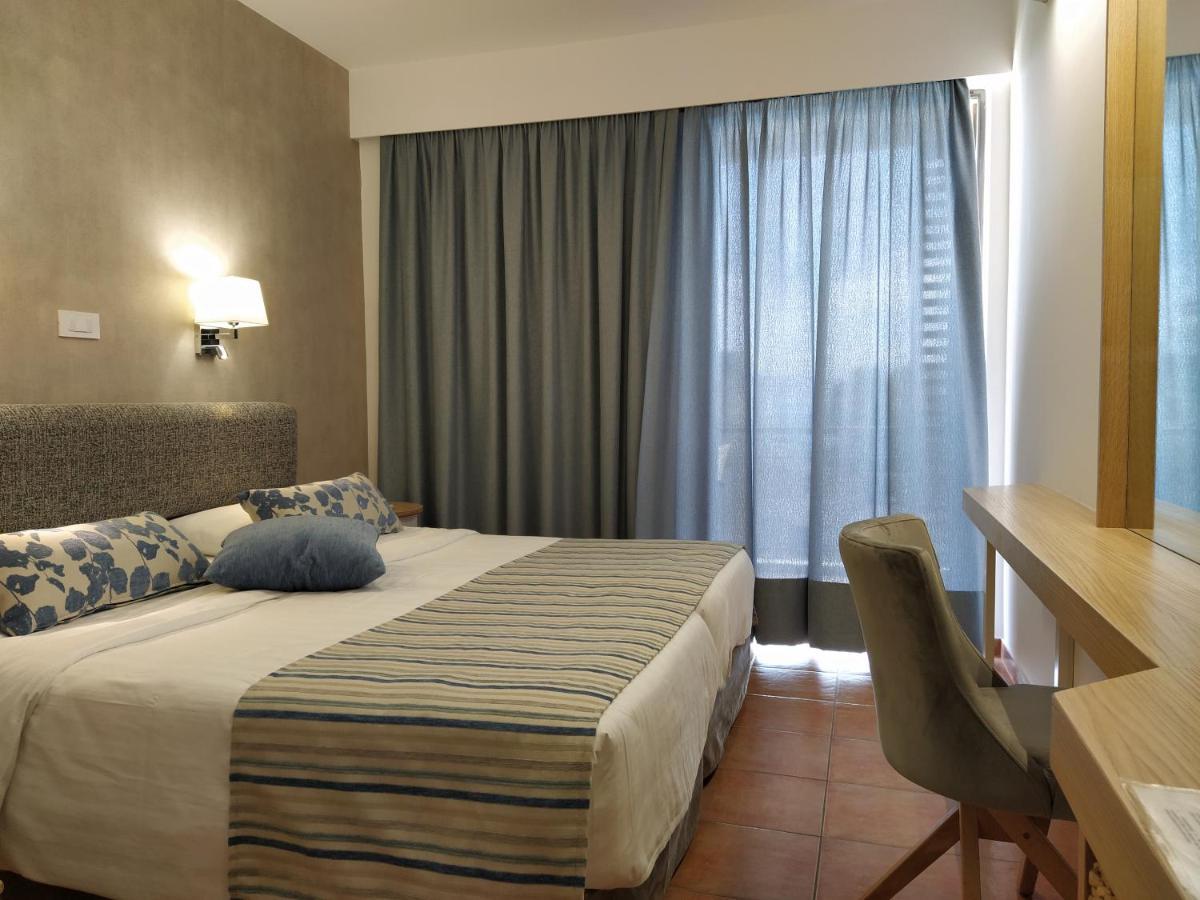 Apollon Hotel Tolón Buitenkant foto